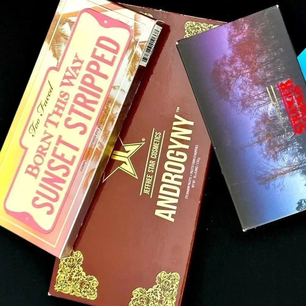 Damaged‎ Eyeshadow Palettes